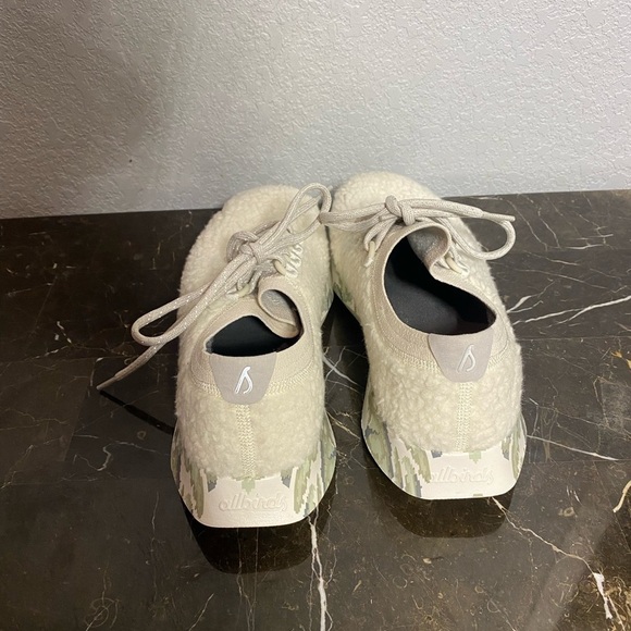 Allbirds Wool Dasher Fluffs - Picture 7 of 7